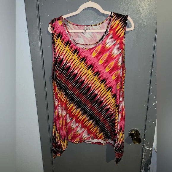 CATO EST 1946 multi color top with cutout neckline apron hemline size 18/20W - Picture 1 of 5